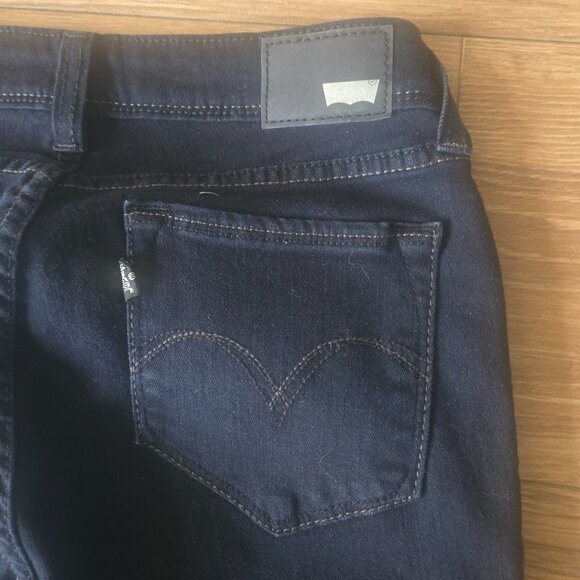 Levis Bold Curve Low Rise Akinny Jean - Picture 4 of 5